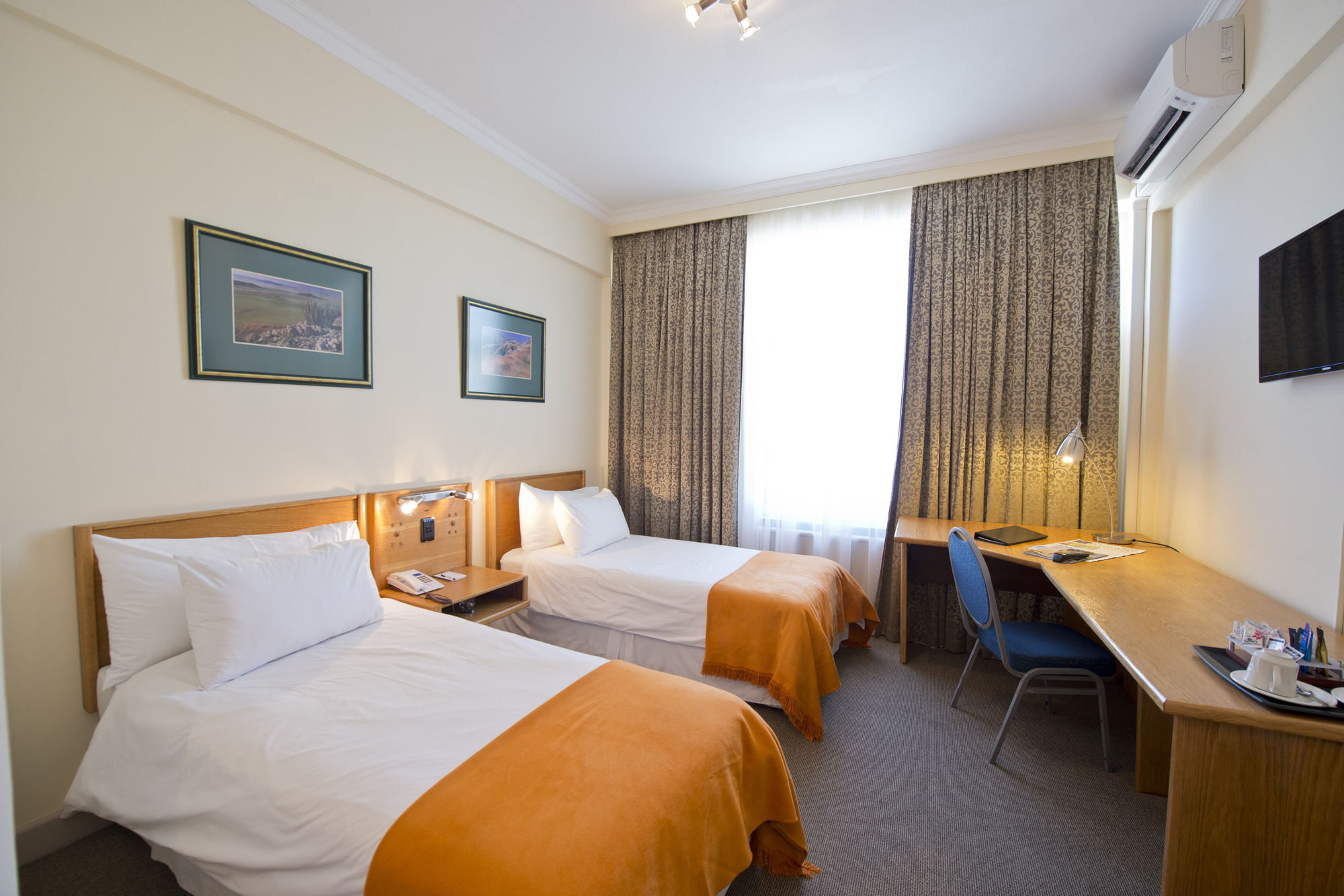 ווינדהוק Hotel Thuringerhof מראה חיצוני תמונה