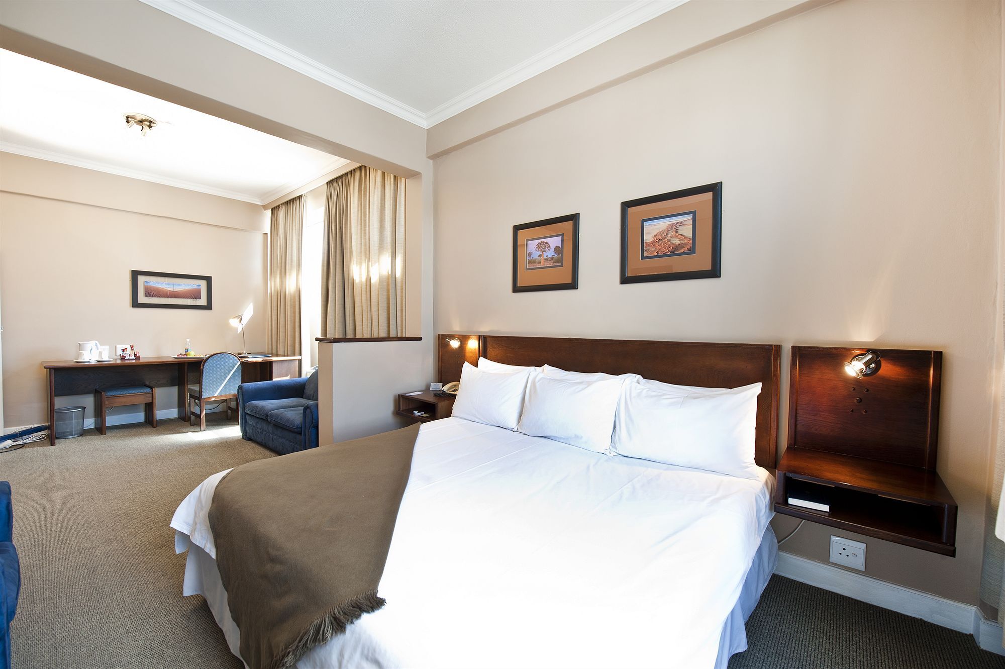 ווינדהוק Hotel Thuringerhof מראה חיצוני תמונה