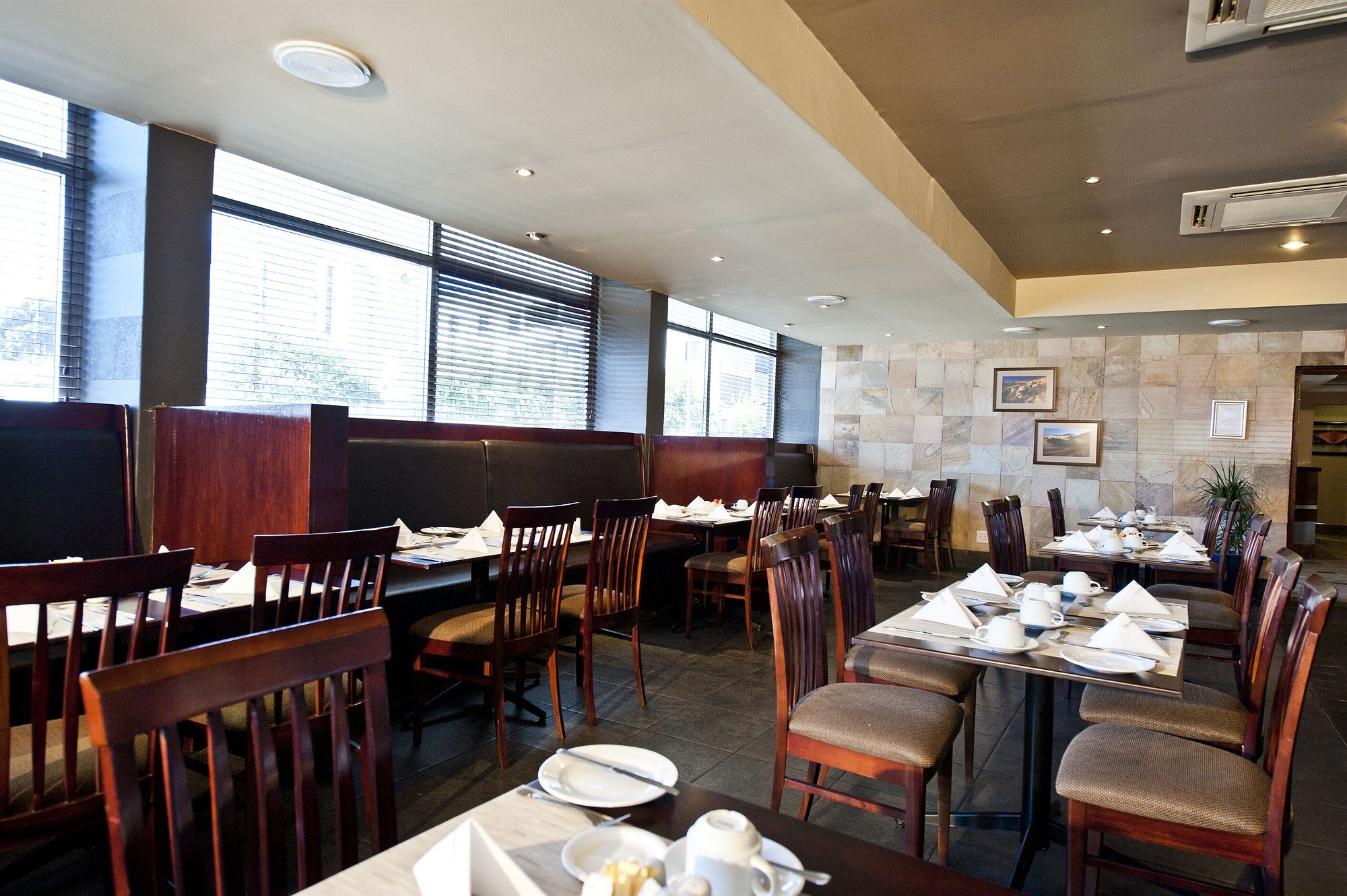 ווינדהוק Hotel Thuringerhof מראה חיצוני תמונה