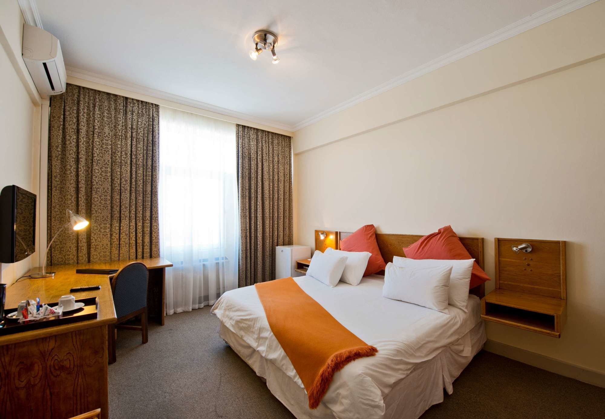 ווינדהוק Hotel Thuringerhof מראה חיצוני תמונה